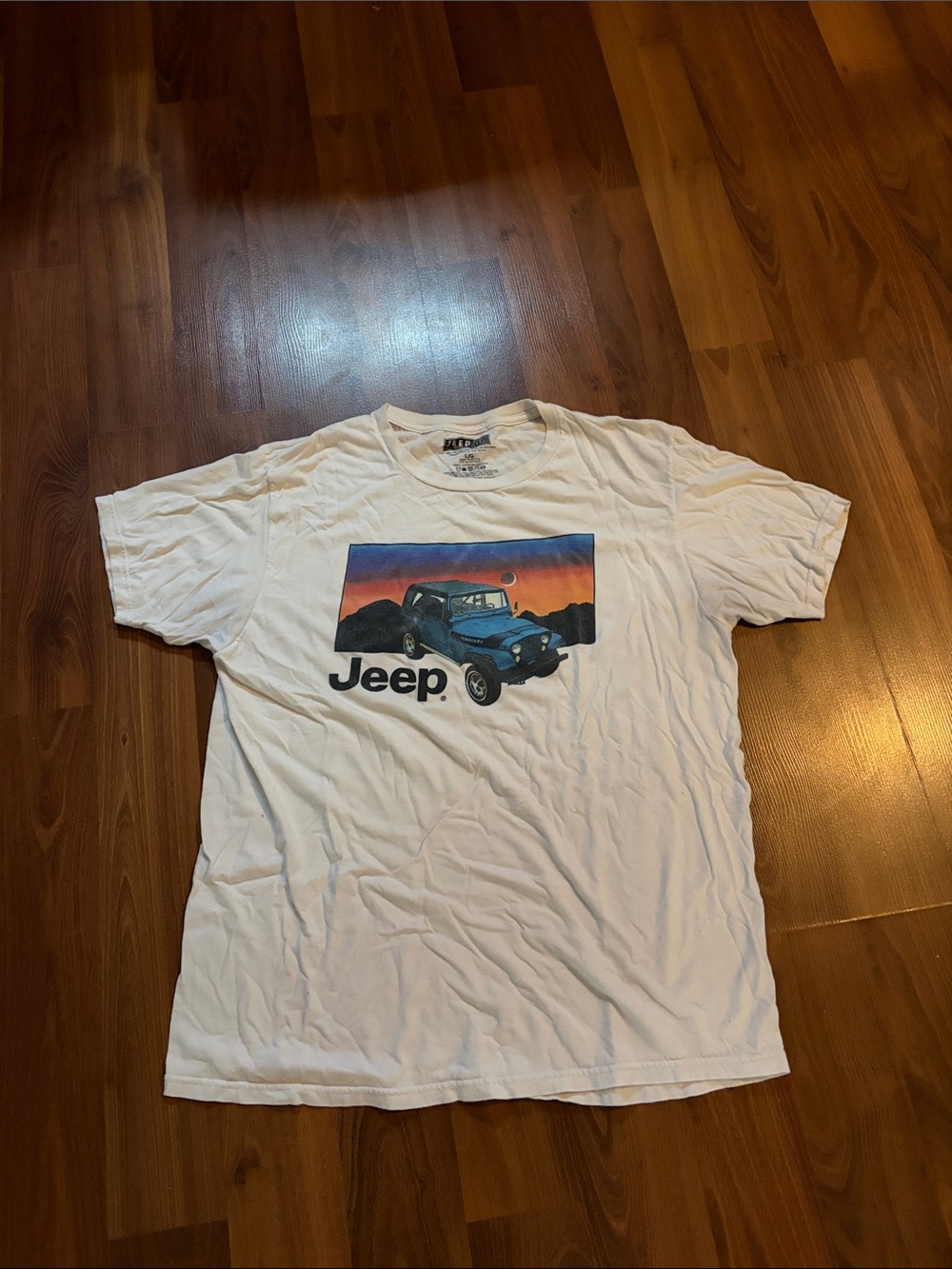 Jeep Men's White Graphic T-Shirt with Sunset Jeep Print